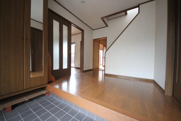 小倉町寺内貸家