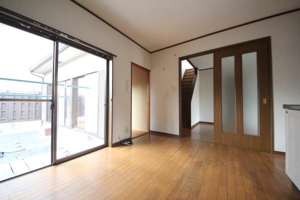 小倉町寺内貸家