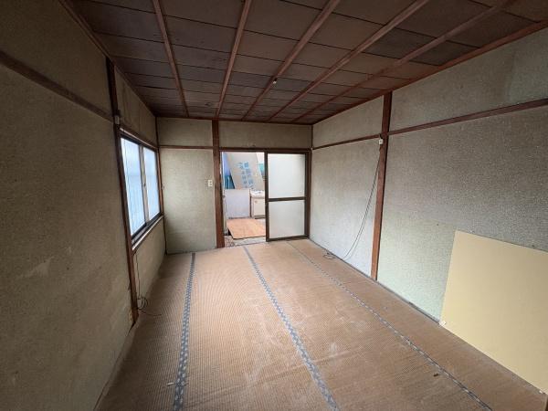 伏見区向島立河原町　貸倉庫