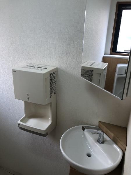 扇ビル1F