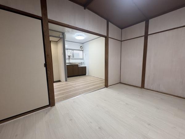 小倉町南堀池貸家