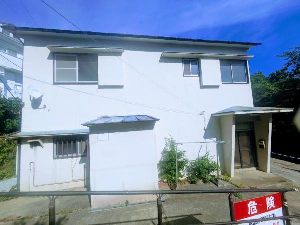 横浜市西区東ケ丘のテラスハウス