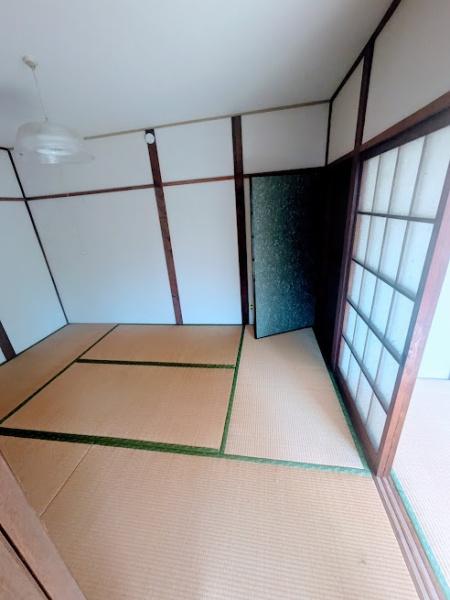 横浜市西区東ケ丘のテラスハウス