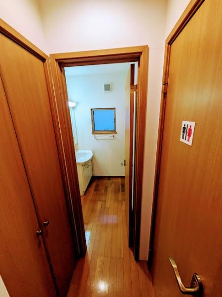 横浜市南区高根町１丁目の貸家