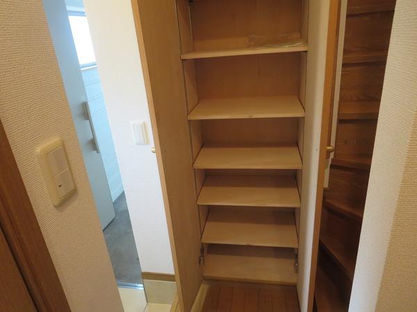 横浜市南区高根町１丁目の貸家