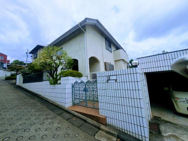 菅田町貸家