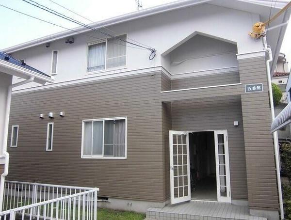 横浜市神奈川区三ツ沢上町のアパート