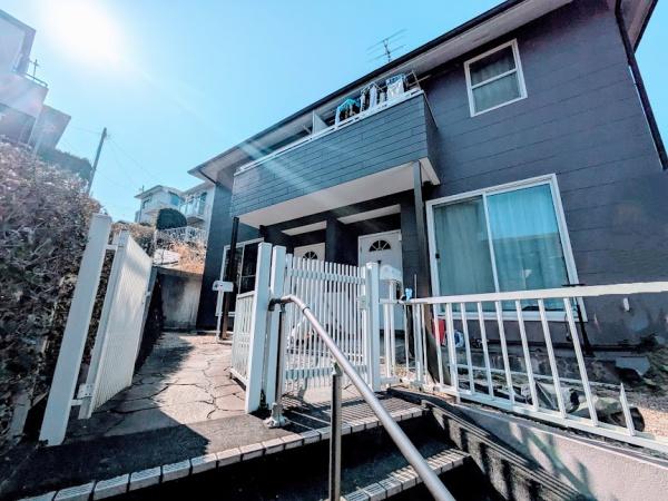横浜市神奈川区三ツ沢上町のテラスハウス