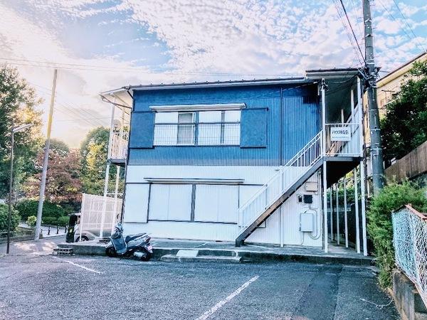 横浜市神奈川区菅田町のアパート