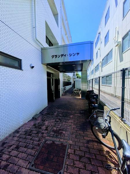 横浜市保土ケ谷区西久保町のマンション