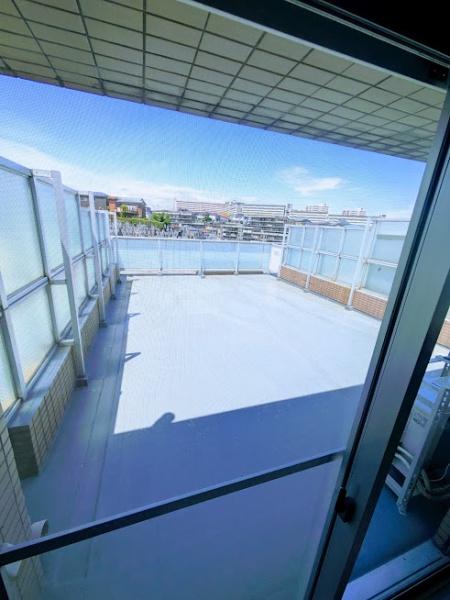 横浜市神奈川区六角橋４丁目のマンション
