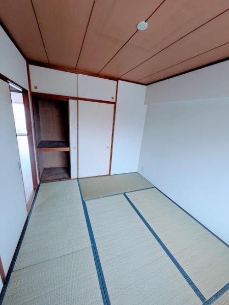 横浜市神奈川区六角橋４丁目のマンション