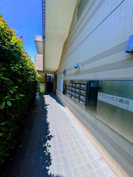 横浜市神奈川区六角橋４丁目のマンション