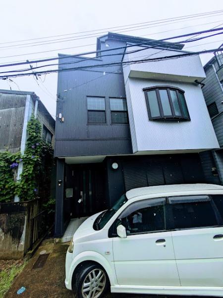横浜市西区久保町の貸家