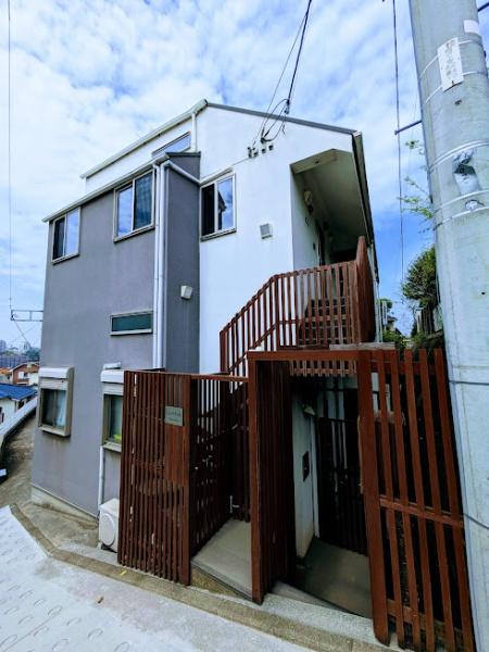 横浜市保土ケ谷区峰岡町２丁目のアパート