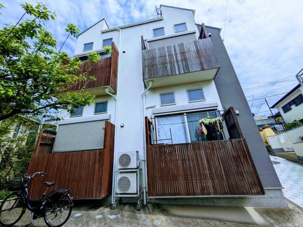 横浜市保土ケ谷区峰岡町２丁目のアパート
