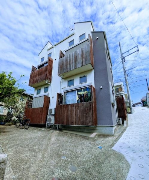 横浜市保土ケ谷区峰岡町２丁目のアパート