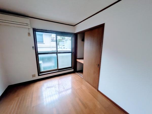 ストークハイツ高橋(洋室)