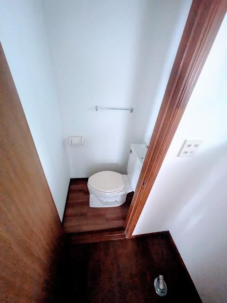 ストークハイツ高橋(トイレ)