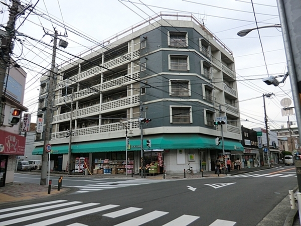 横浜市西区戸部町１丁目のアパート(スーパー・マルヤマ戸部店)