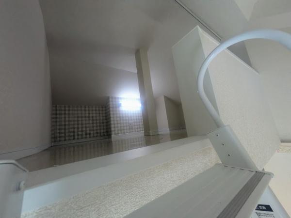 横浜市西区戸部町１丁目のアパート