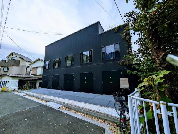 横浜市西区戸部町１丁目のテラスハウス