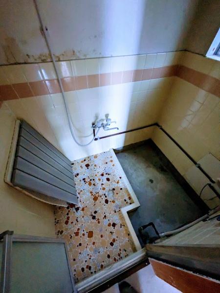 横浜市西区久保町のアパート