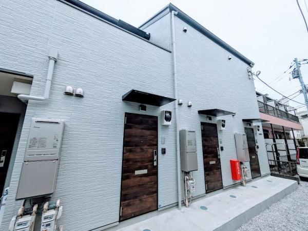 横浜市西区西戸部町３丁目のテラスハウス