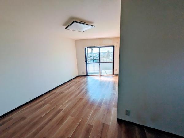 横浜市南区清水ケ丘のマンション