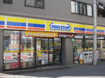 横浜市神奈川区三ツ沢下町のマンション(ミニストップ三ツ沢下町店)