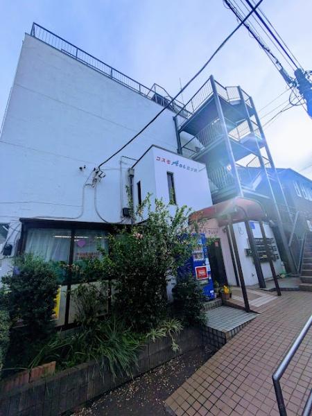 横浜市神奈川区三ツ沢下町の事務所(エントランス)