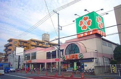 横浜市神奈川区子安通３丁目の貸家(ライフ大口店)