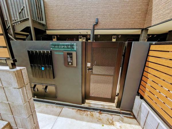 横浜市保土ケ谷区峰岡町２丁目のアパート