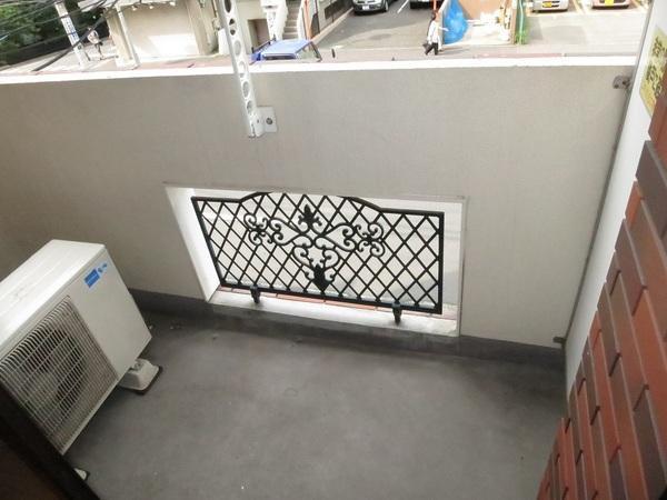 横浜市神奈川区反町1丁目の事務所(バルコニー)