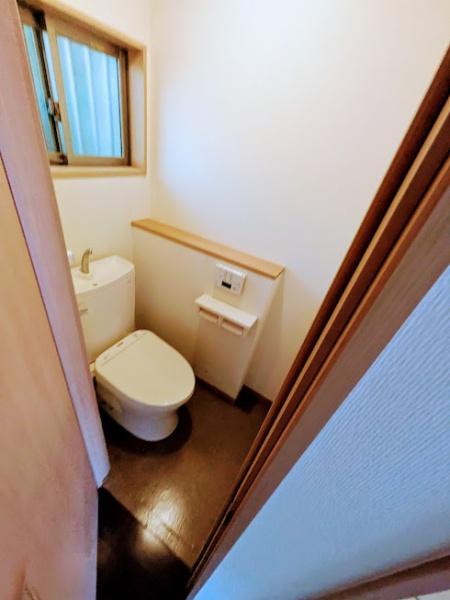 横浜市保土ケ谷区瀬戸ケ谷町のテラスハウス