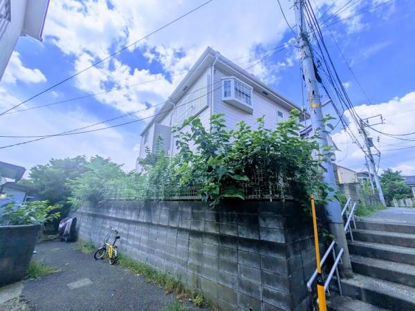 横浜市西区霞ケ丘のアパート