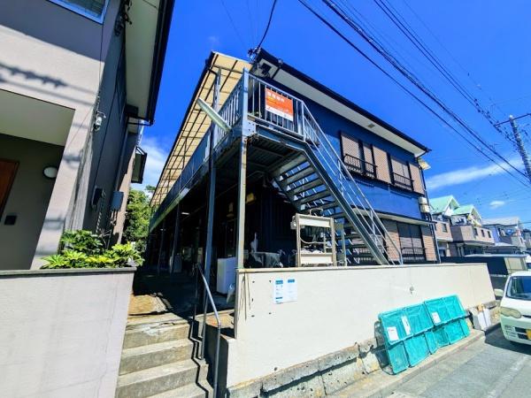 横浜市南区中里４丁目のアパート