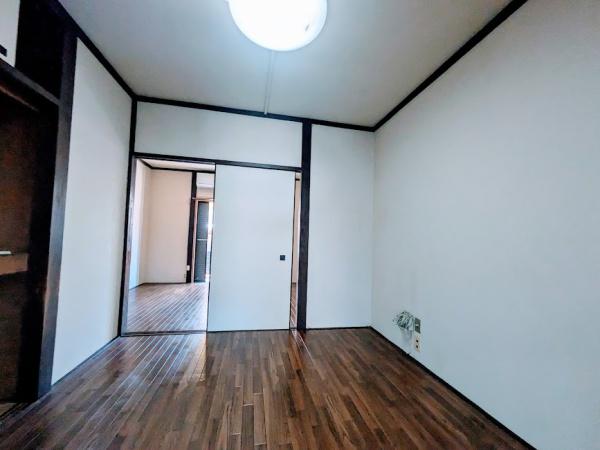 横浜市南区中里４丁目のアパート