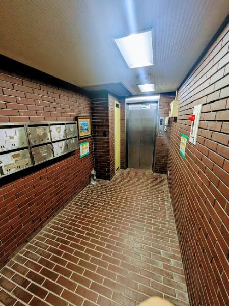 横浜市中区宮川町２丁目のマンション