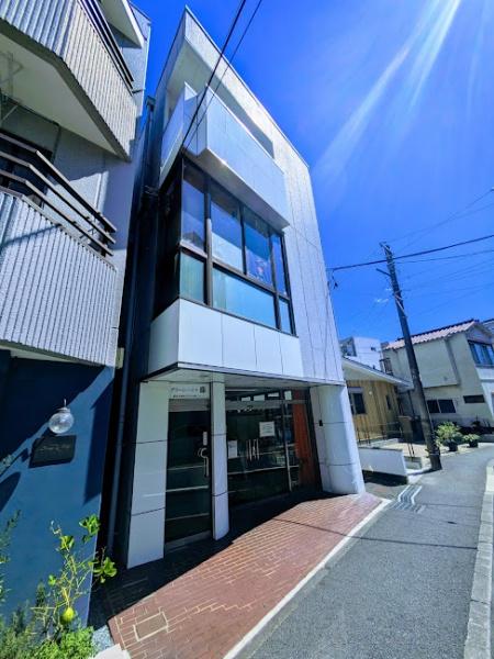 横浜市神奈川区平川町のマンション