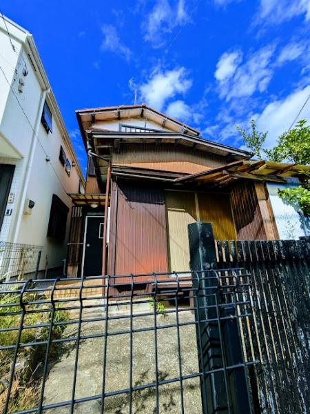横浜市南区永田山王台の貸家