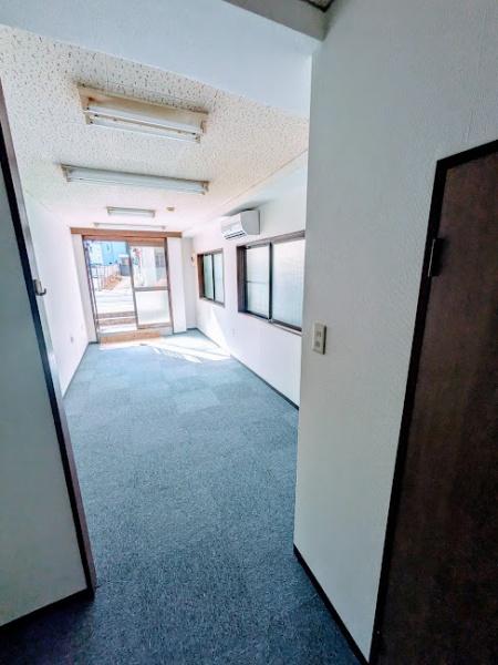 横浜市西区久保町の事務所