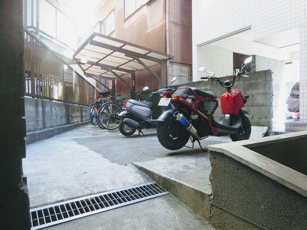 横浜市西区久保町の事務所