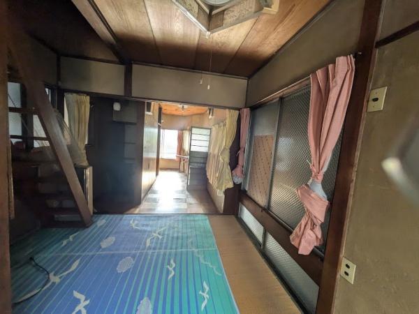横浜市西区中央２丁目の店舗（建物一部）