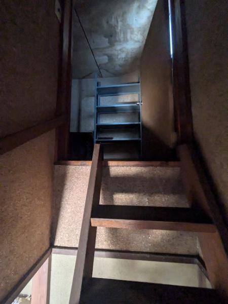 横浜市西区中央２丁目の店舗（建物一部）