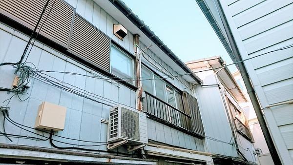 横浜市神奈川区平川町のテラスハウス