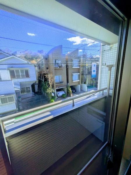 横浜市西区久保町の貸家