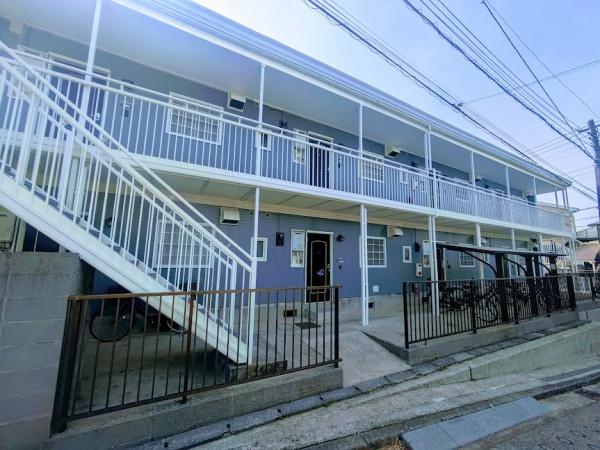 横浜市神奈川区菅田町のアパート