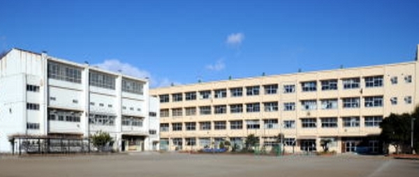 横浜市保土ケ谷区新井町の貸家(横浜市立新井小学校桜坂分校)