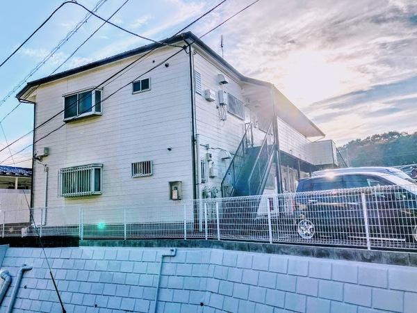 横浜市神奈川区三枚町のアパート